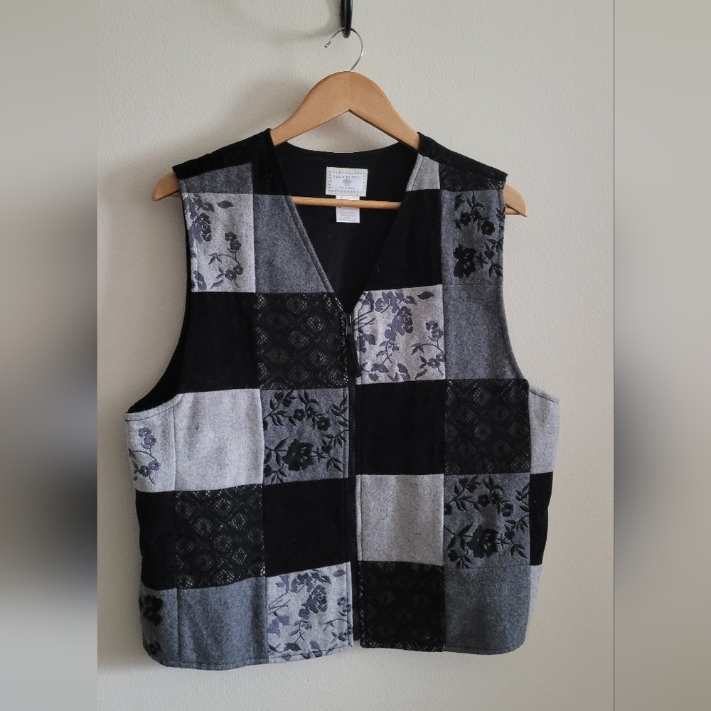 Vtg Susan Bristol Patchwork Wool Blend Full Zip Vest, Women's L, Black & Grey